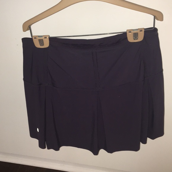 Lululemon Tennis Skirt - Picture 2 of 4